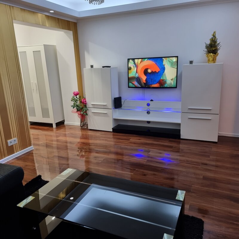 Dorobanti, Beller, Primaverii,